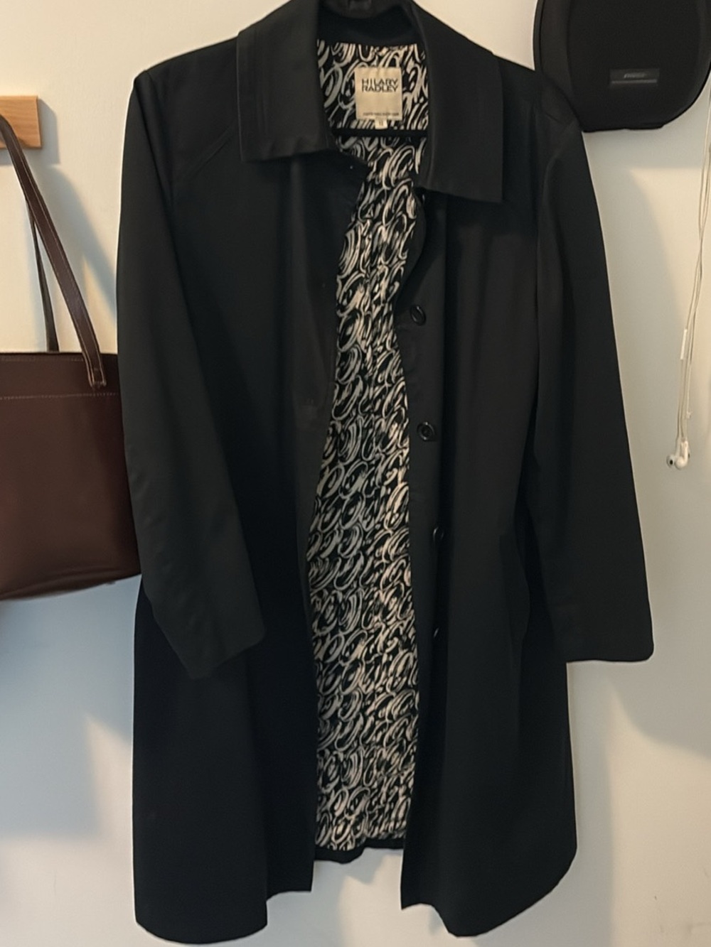Black Women's Single-Breasted Coat